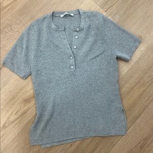 Abercrombie & Fitch Gray Short Sleeve Sweater